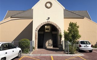 1 Bedroom Apartment in Gordons Bay Central