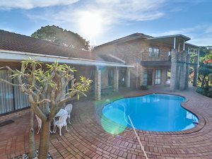 4 Bed House in Meerensee