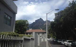 Bachelor apartment in Mowbray
