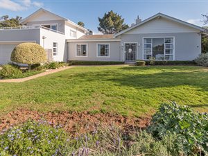 4 Bed House in Durbanville Hills
