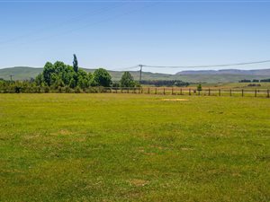 1.7 ha Smallholding in Himeville