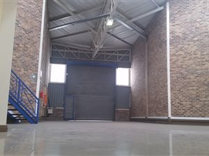 738 m² Industrial space in Randjespark