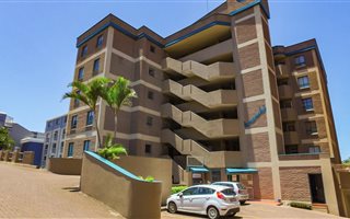3 Bedroom Apartment in Amanzimtoti