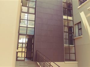 86 m² Commercial space in Dunvegan