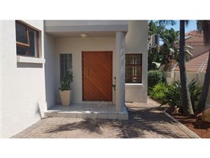 4 Bed House in Waterkloof Ridge