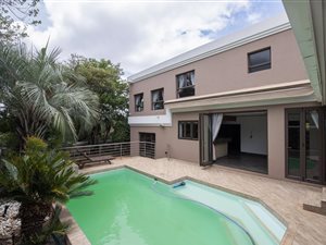 4 Bed House in Waterkloof Ridge