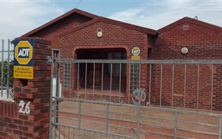 4 Bedroom Apartment in Berea
