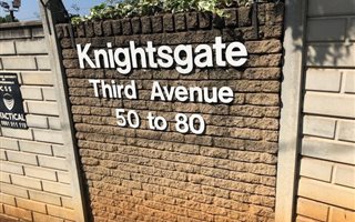 3 Bedroom Townhouse in Victory Park