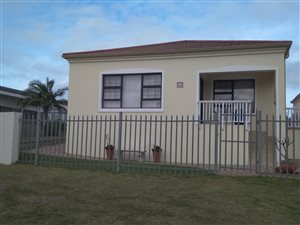 3 Bed Cluster in Mossel Bay