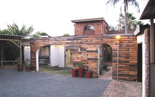 6 Bedroom House in Wingate Park