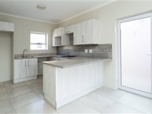 3 Bed Townhouse in Overbaakens