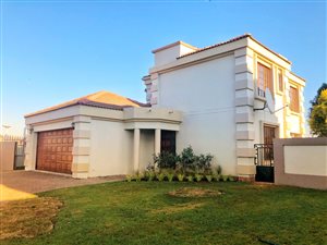 2.5 Bed Cluster in Rynfield AH