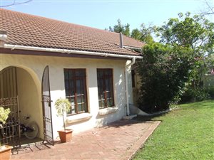 4 Bed House in Die Boord