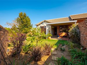 2 Bed Townhouse in Willowbrook