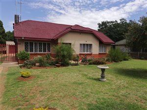 3 Bed House in Three Rivers
