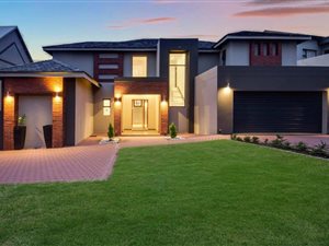 4 Bed House in Waterfall Country Village