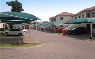 3 Bedroom Townhouse in Whitney Gardens