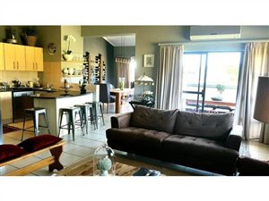 2 Bed Penthouse in Jackal Creek Golf Estate