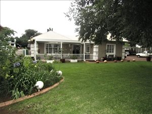 3 Bed House in Parkhill Gardens