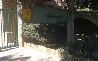 2 Bedroom Simplex in Florauna