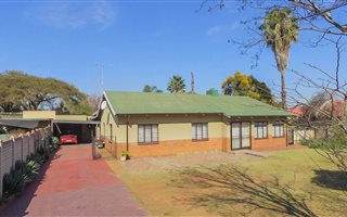 3 Bedroom House in Moregloed