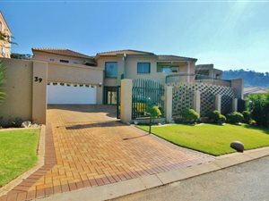4 Bedroom House in Meyersdal
