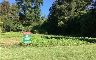 1541 m² Land available in Boughton