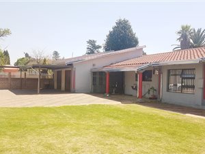 3 Bed House in Dersley