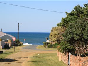 781 m² Land available in Kidds Beach
