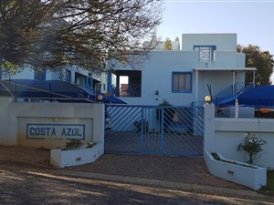 3 Bed Apartment in Alberton