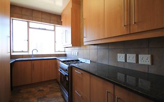 3 Bedroom Apartment in Parktown