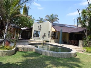 3 Bed House in Boat Lake Village