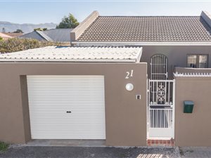 3 Bed House in Southfield