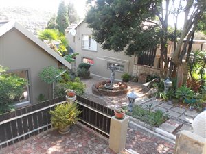 2 Bed Flat in Winchester Hills