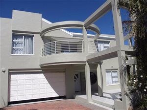 5 Bed House in Fairway Heights