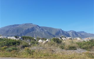 770 m² Land available in Bettys Bay