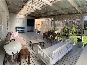 4 Bed House in Mount Pleasant