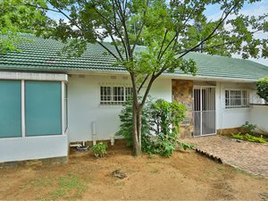 4 Bedroom House in Bordeaux