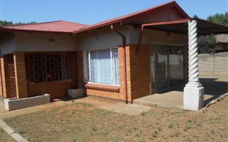 3 Bedroom House in Vanderbijlpark CE1