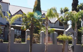 6 Bedroom House in Loevenstein
