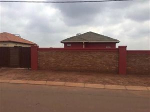 2 Bed House in Lehae