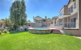 4 Bedroom House in Dainfern Valley