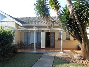 2 Bed Townhouse in Waterfall
