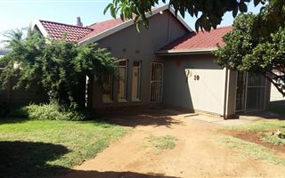 3 Bedroom House in Meyerton South