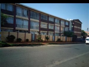 2 Bed Apartment in Kempton Park Central