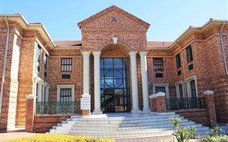 251 m² Office Space in Bryanston