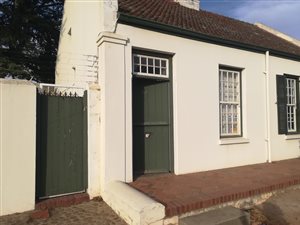 2 Bed House in Stellenbosch Central
