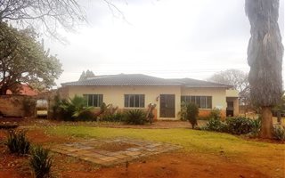 3 Bedroom House in Three Rivers