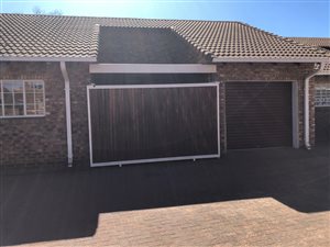 2 Bed Townhouse in Arcon Park