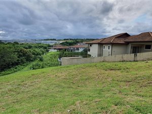 738 m² Land available in Shelly Beach